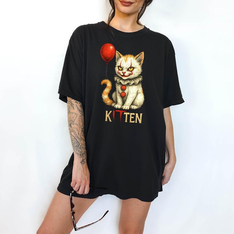 Creepy Kitten - T-Shirt, Unisex T-Shirt, Funny Tee, Comfortable Shirt, Hallowen Theme