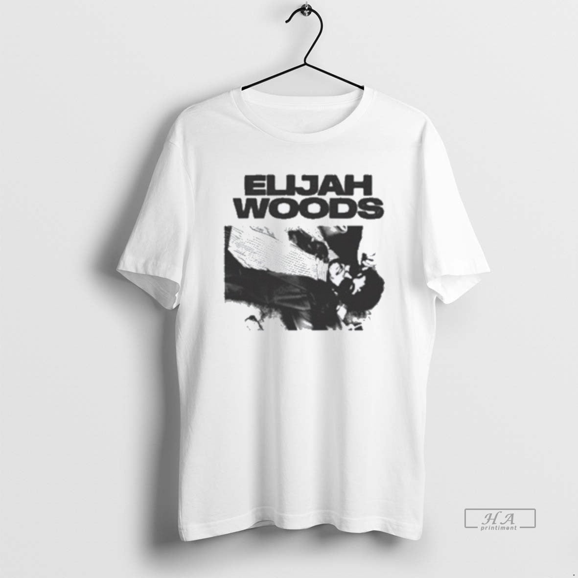 Trendy Elijah Woods Photo - clothing by TeeHivey.com