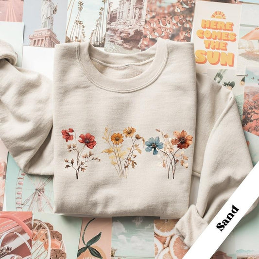 Vintage Pressed Flowers Sweatshirt, Vintage Floral Crewneck, Cottagecore Sweater, Pastel Botanical Floral Shirt, Wildflowers Shirt, Wildflowers Lover Gift