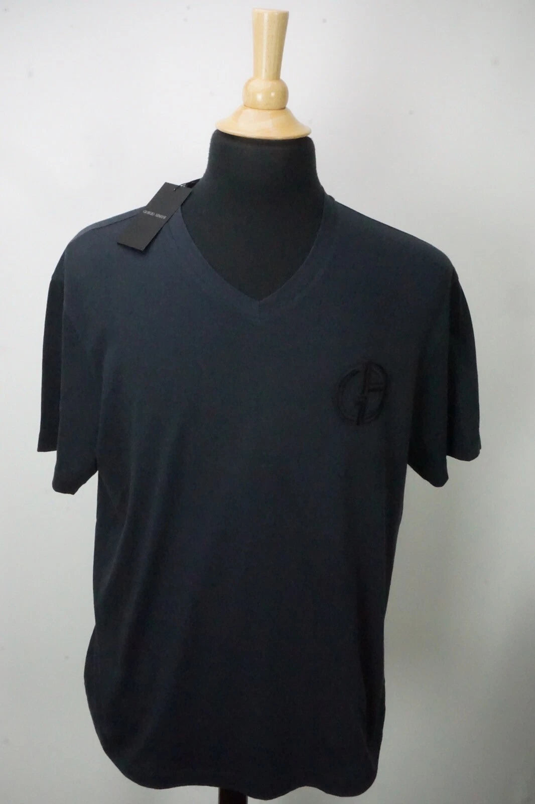 Giorgio Armani Navy Blue V Neck Short Sleeve Cotton Blend T Shirt Sz 48 EU 38 US