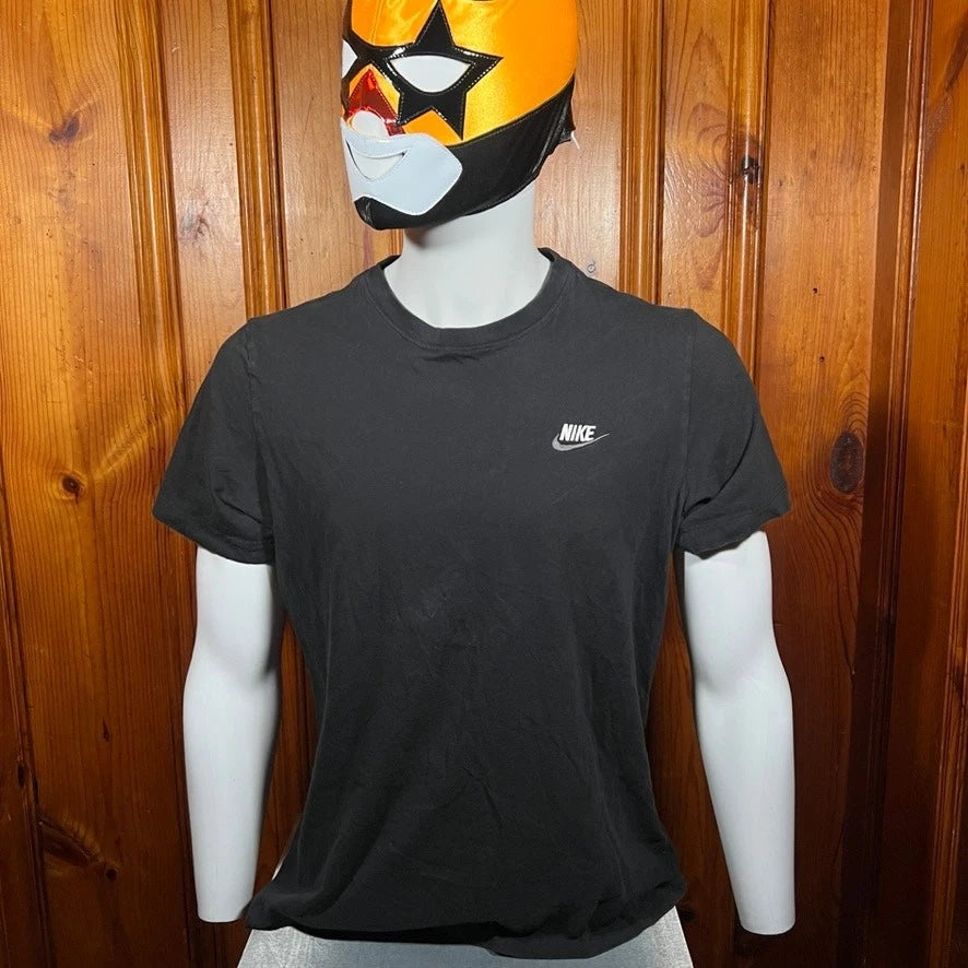 Nike Large Minimalist T Shirt Black Regular