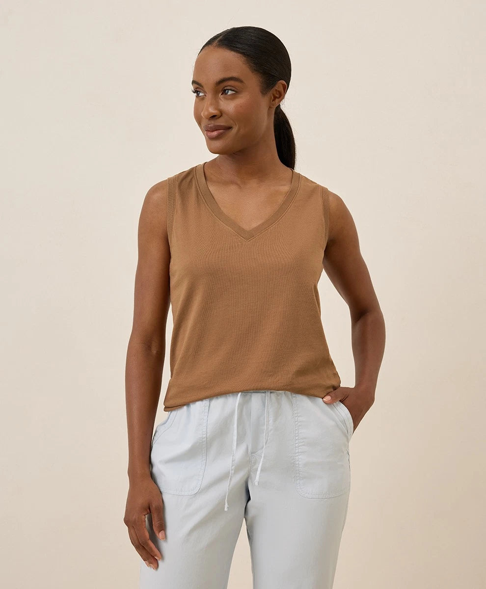 Pact Women's Softspun V-Neck Tank Top 2X-Large Brown Sugar