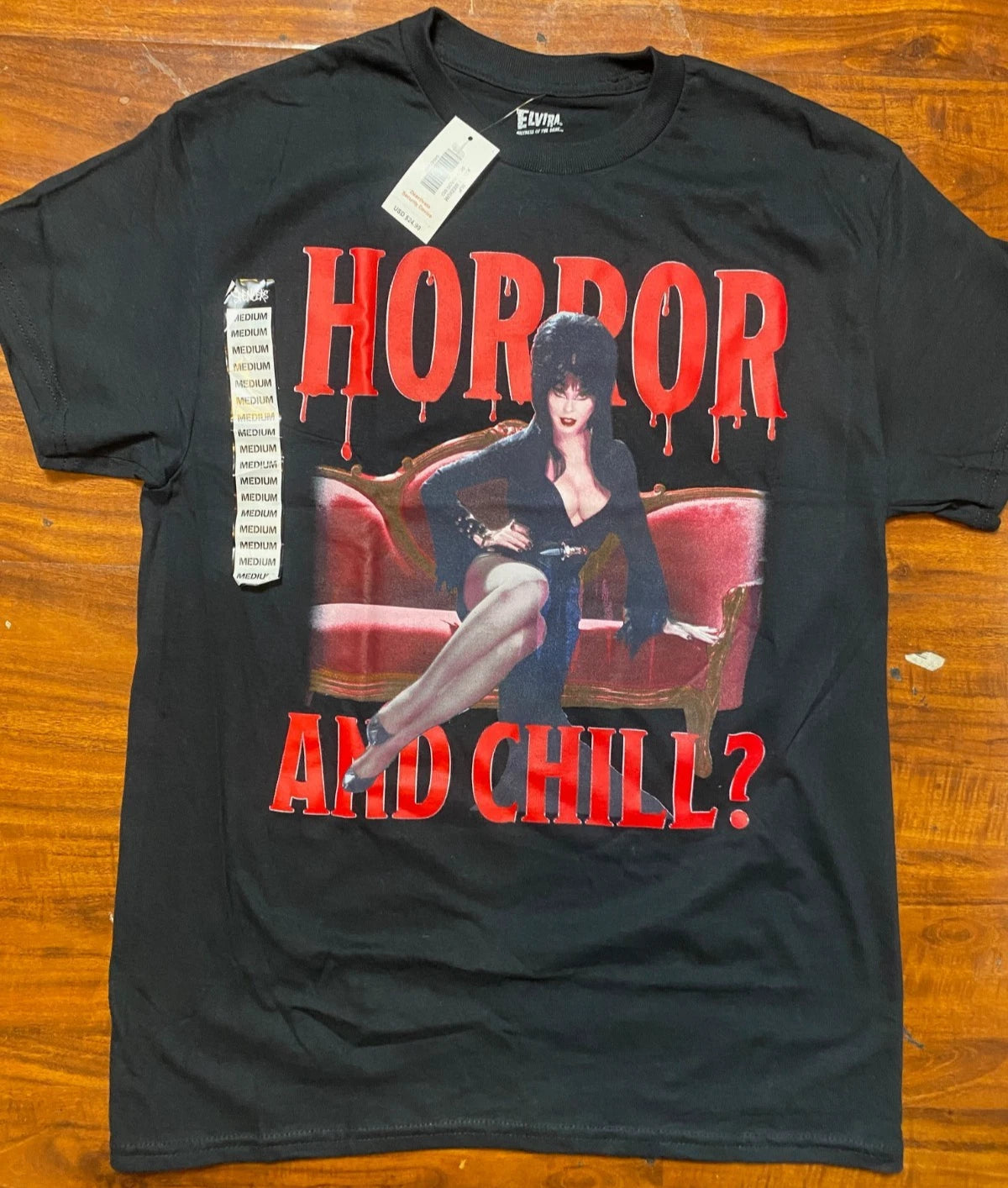 ELVIRA Mistress Of The Dark SEXY "Horror and Chill?" Black Graphic Tee- NWT