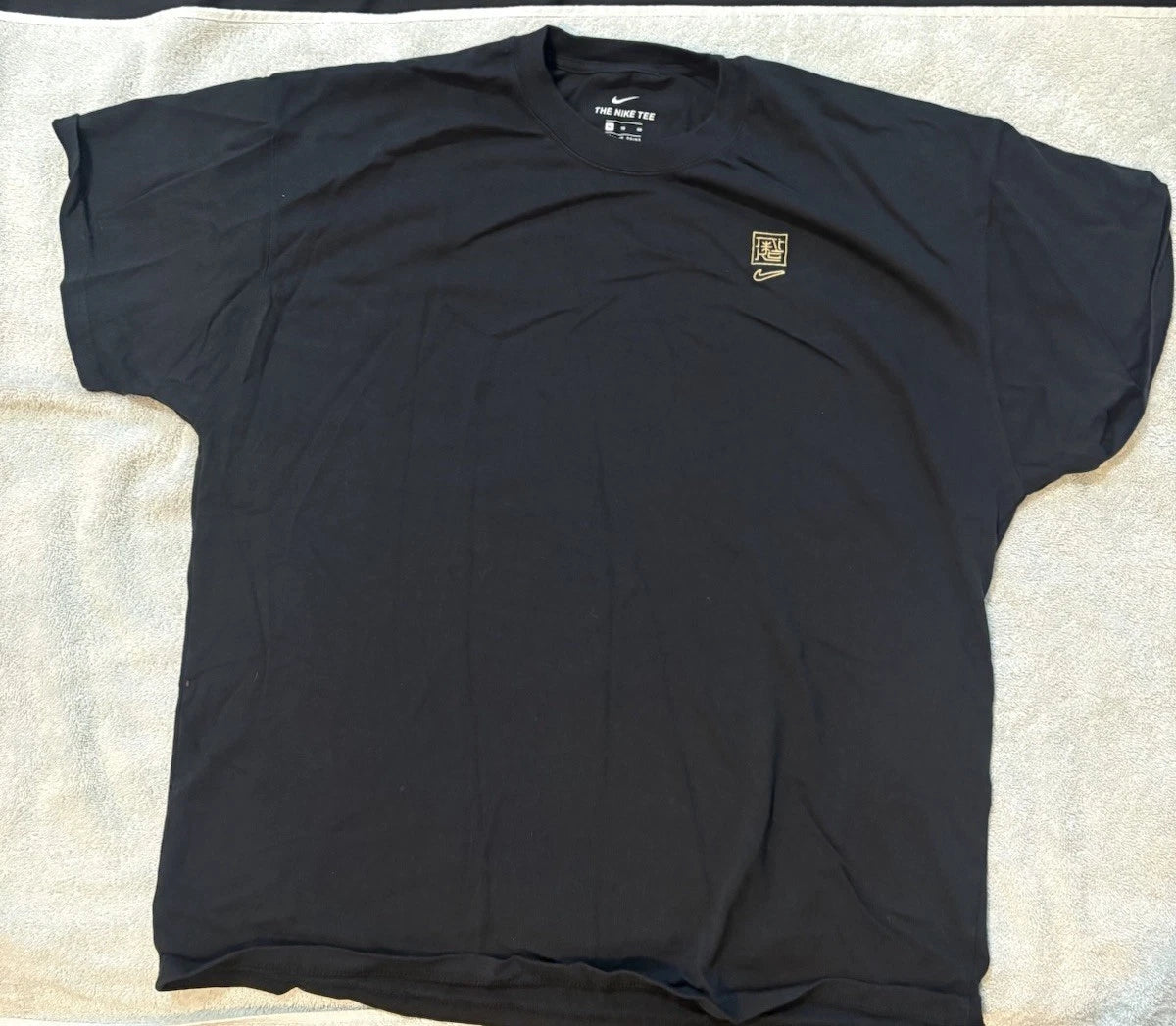 Nike Nike Tee Men's Black Graphic Logo T-Shirt Dragon Tiger Crew Neck XL
