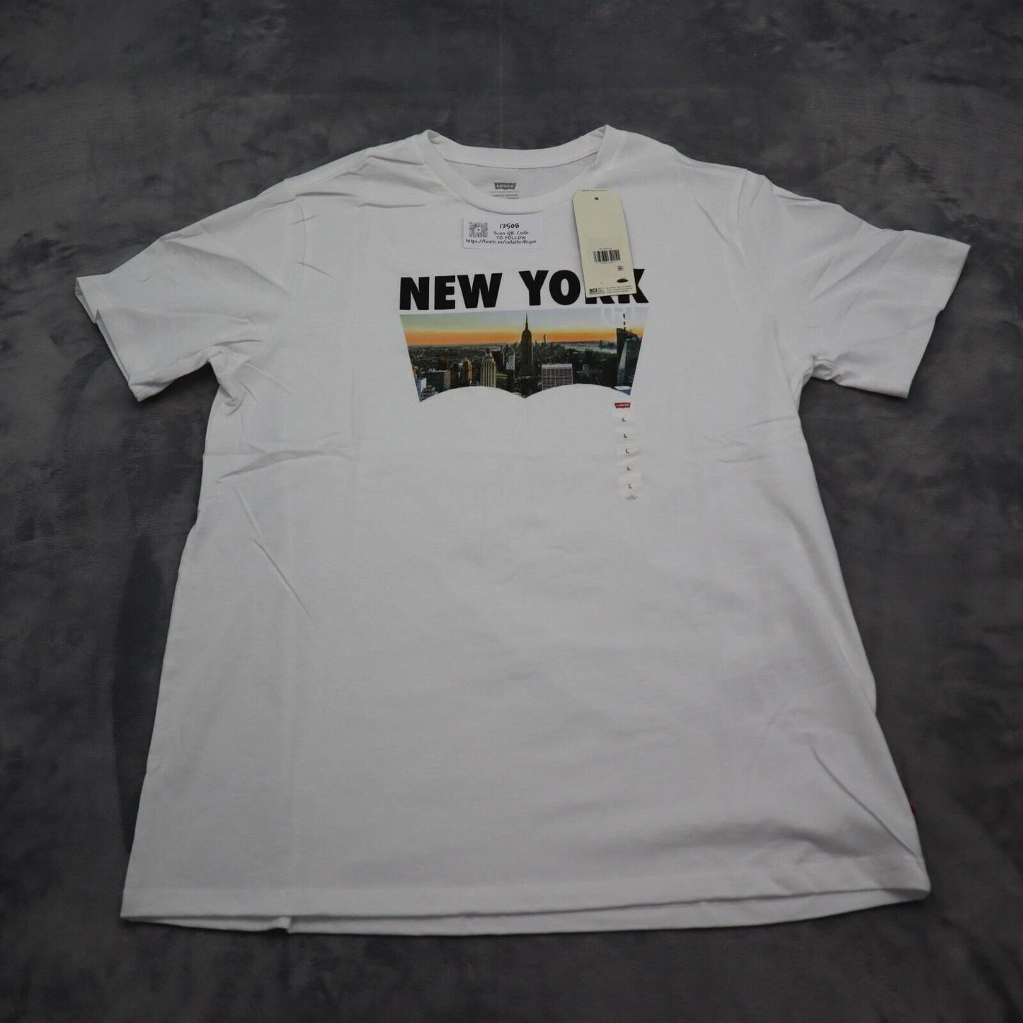 Levi Strauss Shirt Mens L White Short Sleeve Crew Neck Graphic Print Cotton Knit