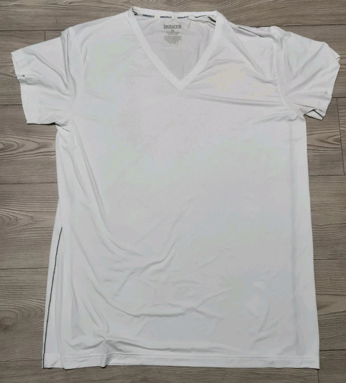 Duluth Trading Armachillo Short Sleeve Shirt V Neck Mens Size XL White