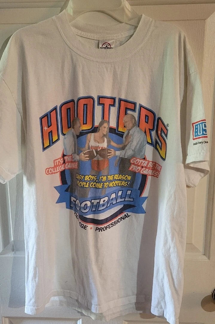 VTGš„HOOTERS GAME DAY COLLEGE/PRO TSHIRTš„90s CORSO/BRADSHAW HOOTERS SHIRTš„USO