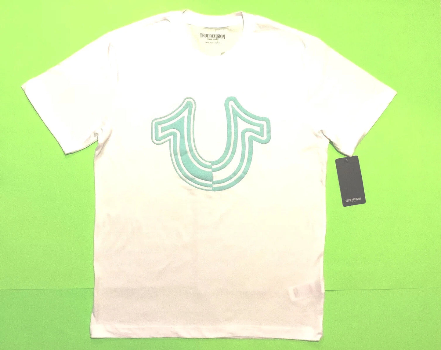 TRUE RELIGION Men’s Short Sleeve T-Shirt MEDIUM White w/Green MSRP $59.00 NEW