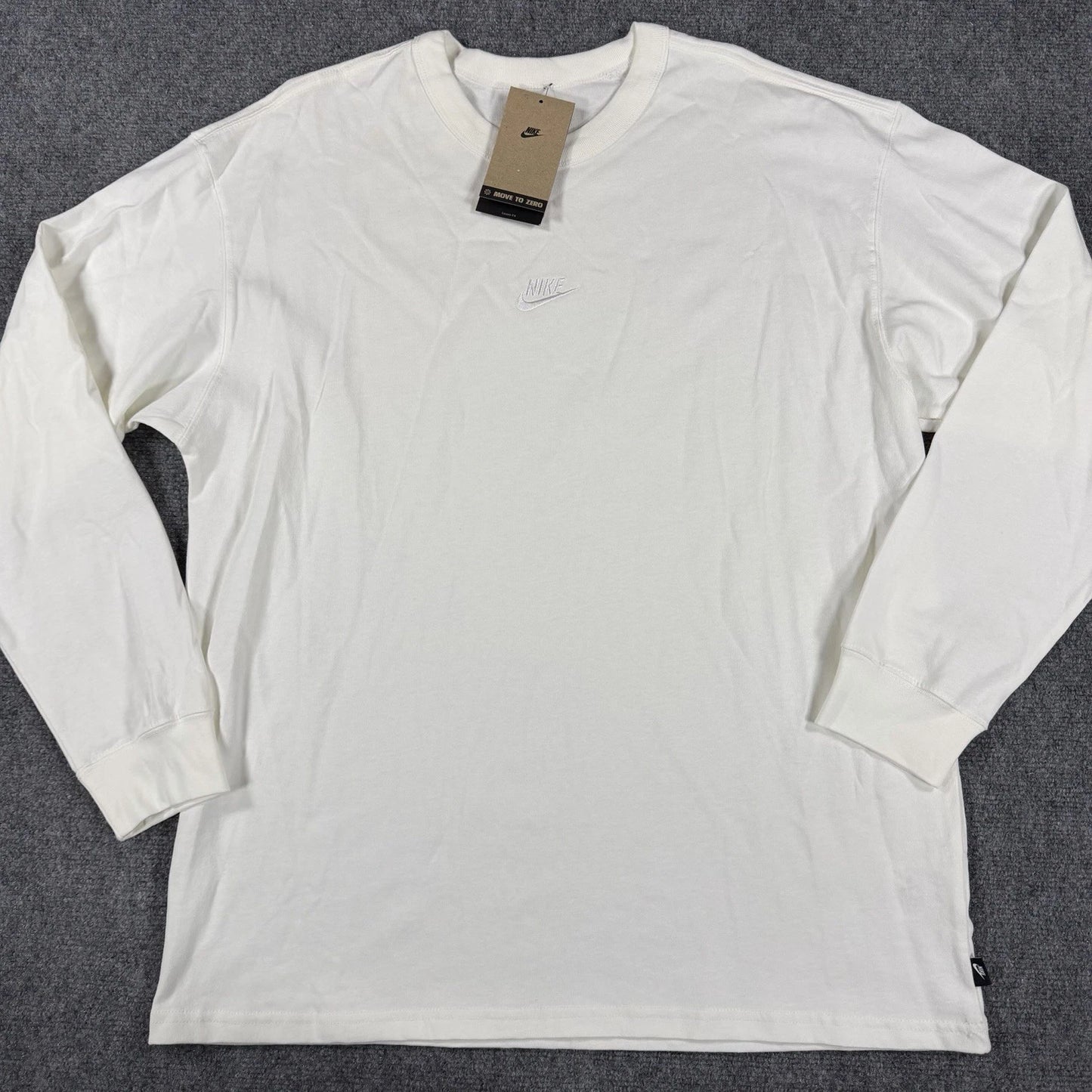 Nike Sportswear Premium Essentials Long Sleeve T Shirt Mens Large White NEW