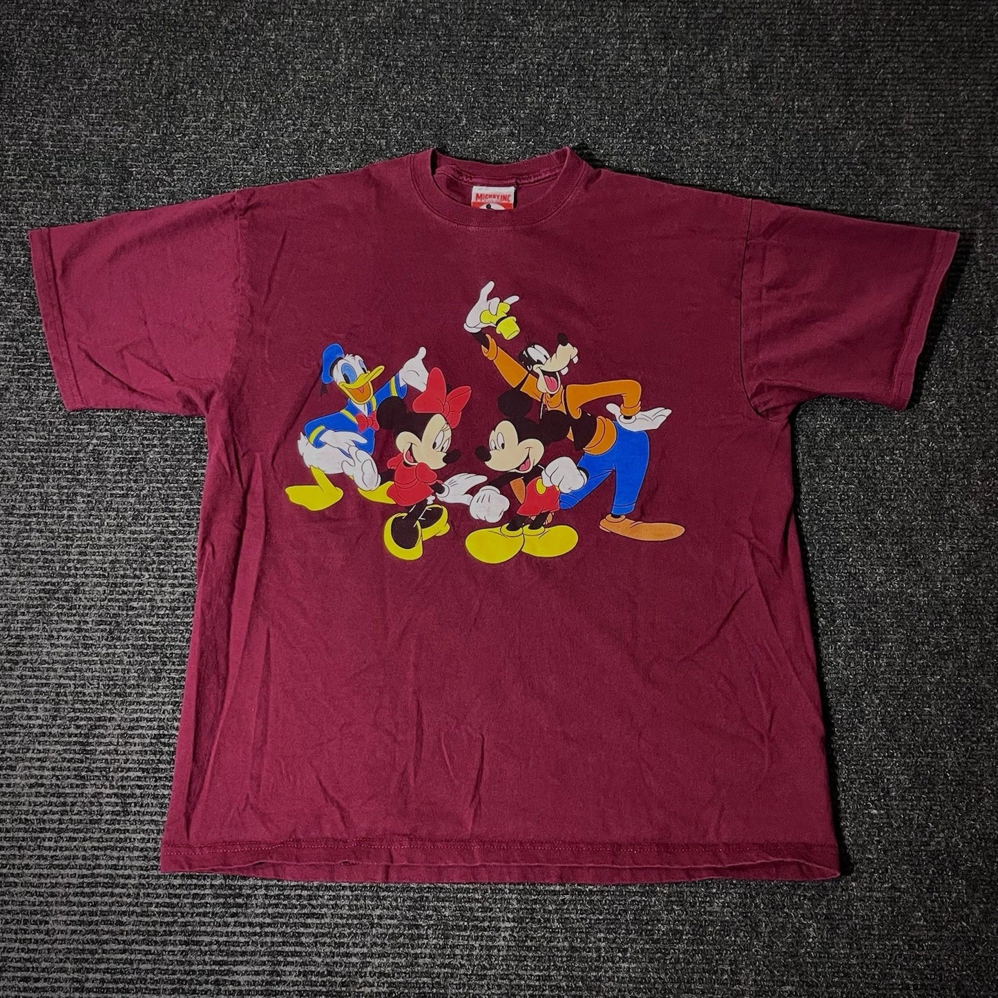 Vintage 1990’s Mickey Mouse & Friends Disney Maroon Graphic T-Shirt Size Medium