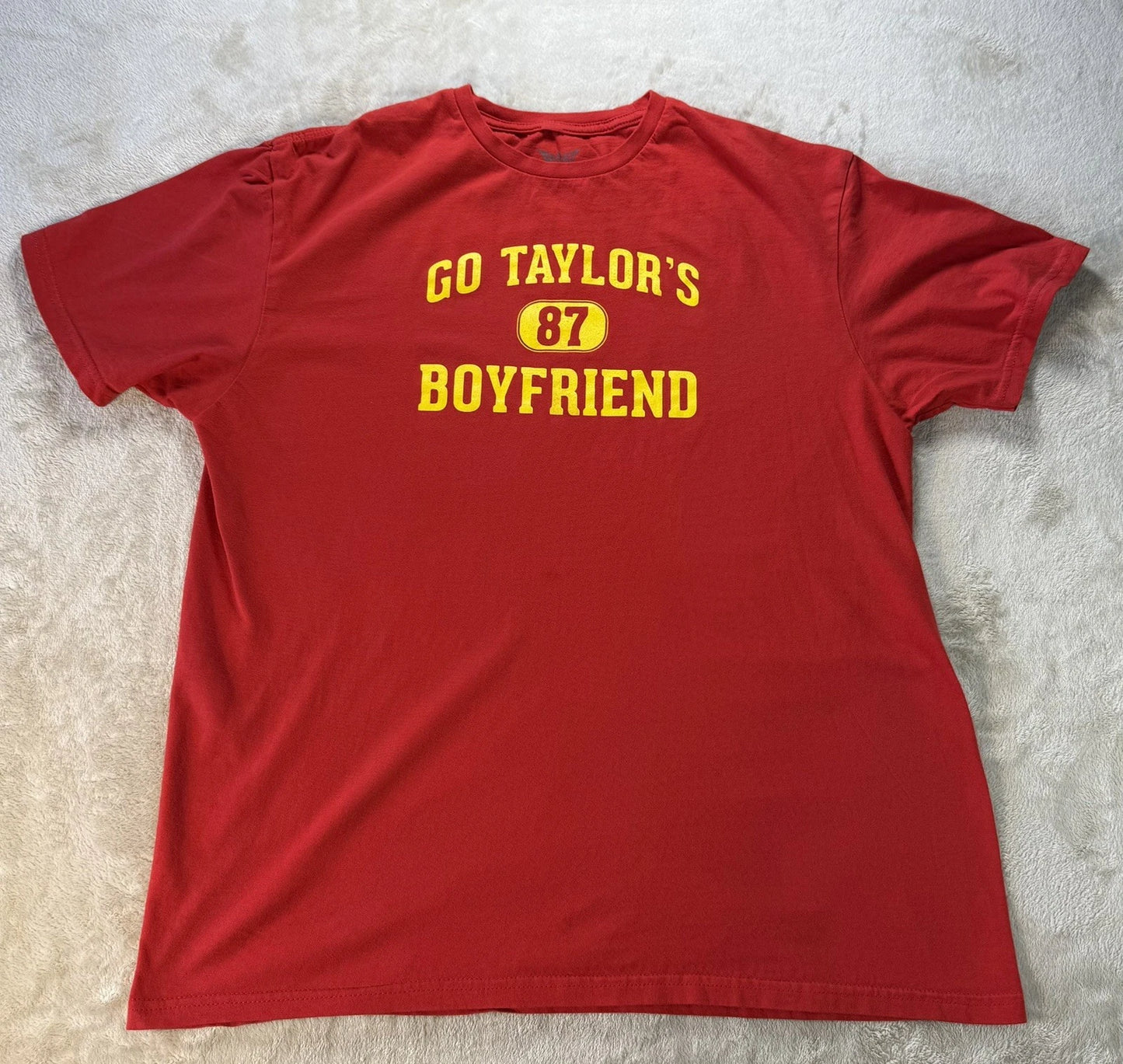 Go Taylors Boyfriend Travis Kelsey Funny Chiefs Unisex T-Shirt