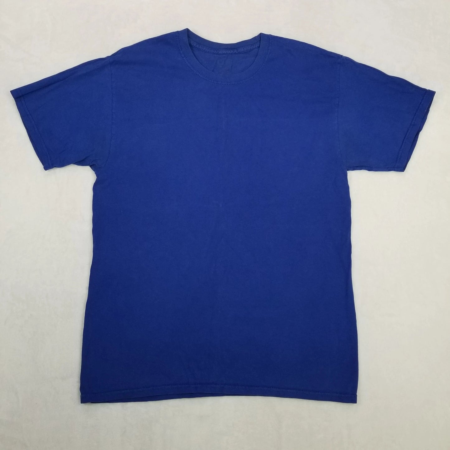 Gildan Blue Basic Crew Neck Short Sleeve T-Shirt Unisex Medium Classic Casual