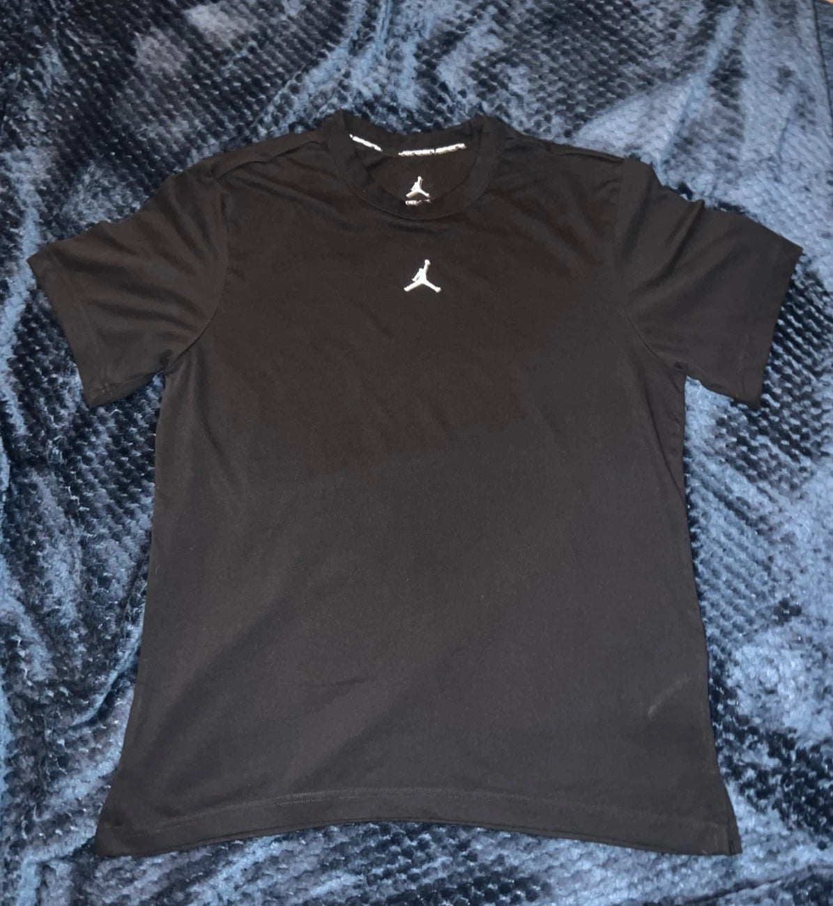 Nike Dri-Fit Jordan Sport Jumpman Black Long Sleeve Tee T-Shirt Size M Medium