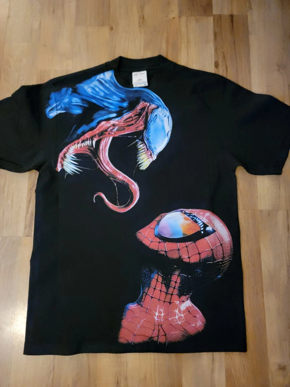 VENOM VS SPIDERMAN ON A SHAKA HEAVYWEIGHT GARMET DYED T SHIRT "MODERN"