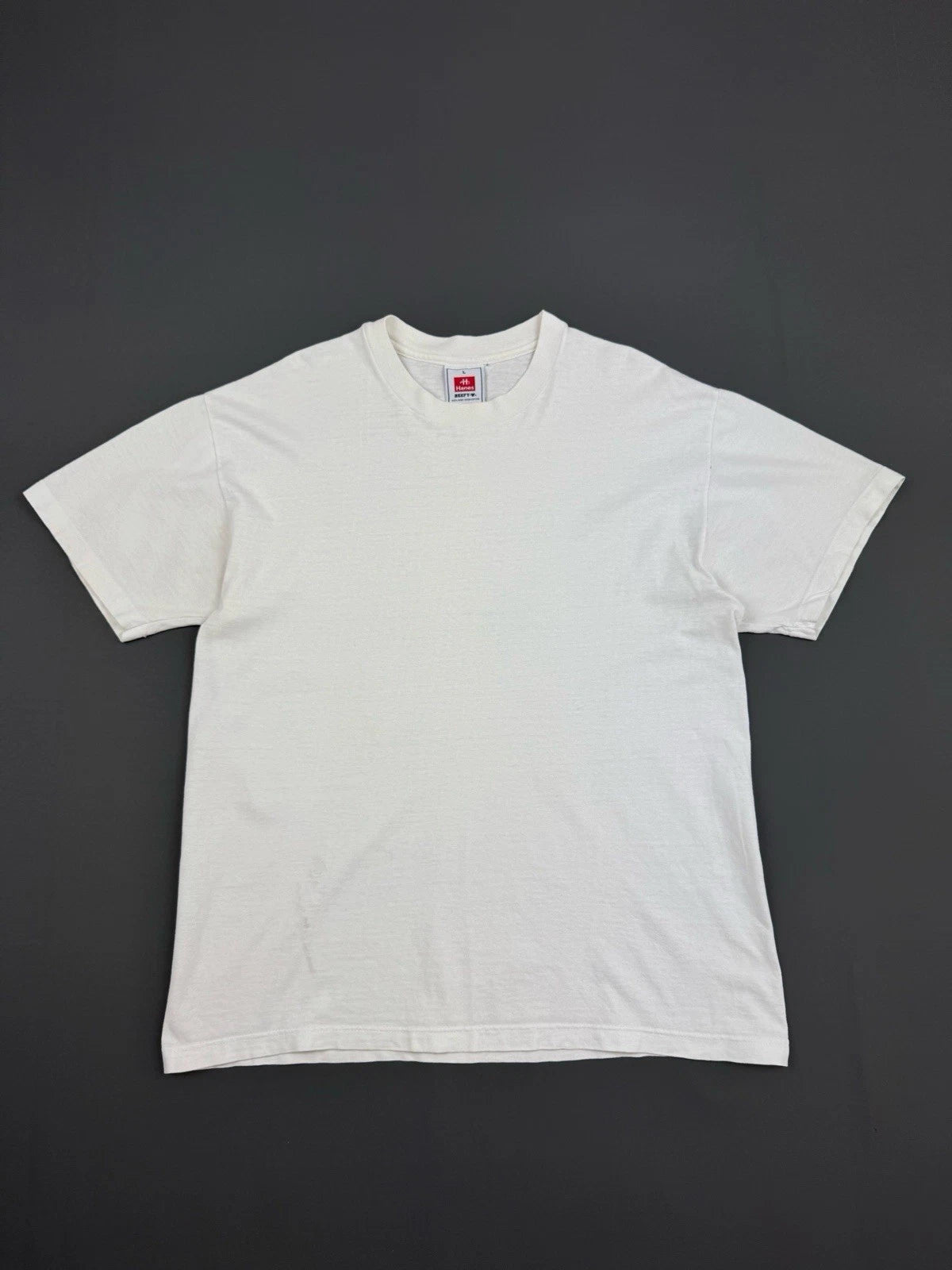 Y2K Vintage Distressed Hanes Basic White T-Shirt