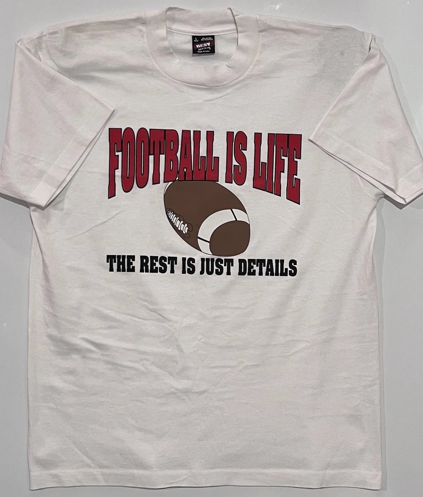 VTG T-Shirt (Football Is Life) Rare Fruit Of The Loom BEST Tag 1993 Adult L