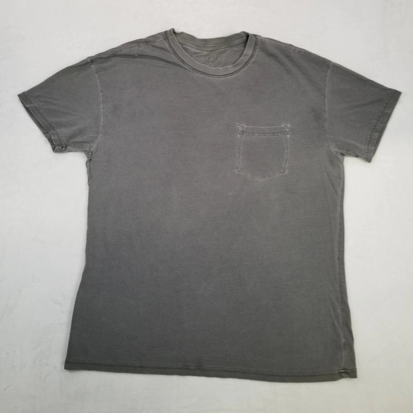 Goodfellow & Co Men's Gray Heather Pocket Embroidered Logo Graphic Tee Shirt M