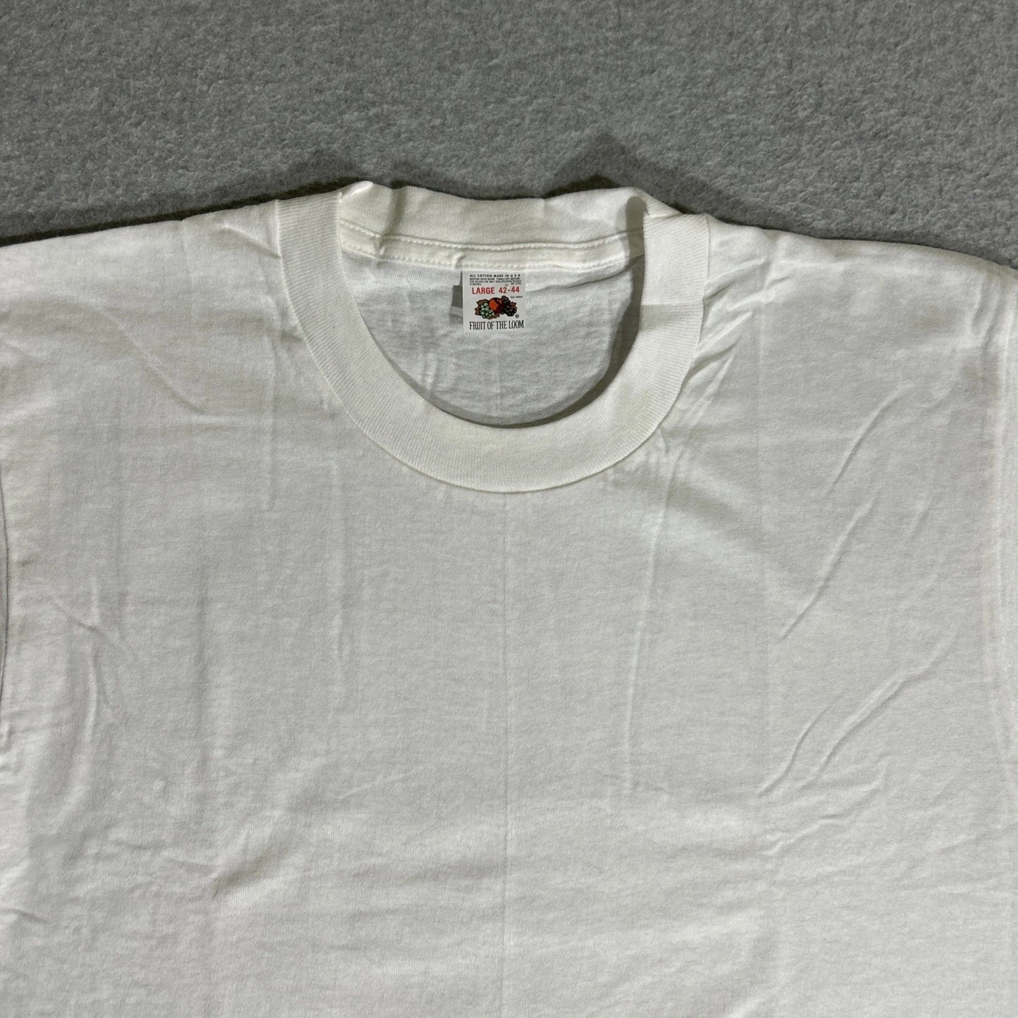 Vtg. NOS 70’s Fruit Of The Loom Plain White Shirt Single Stitch USA Size L 42-44