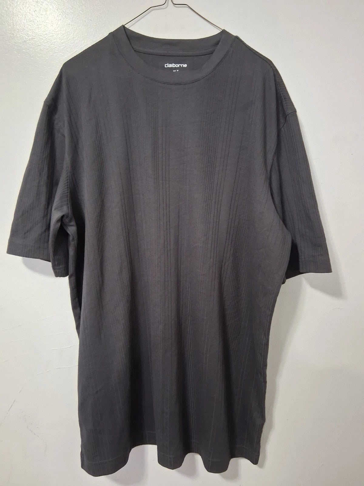 CLAIBORNE Gray Short Sleeve Stylish Shirt! Stretchable! Size XLT