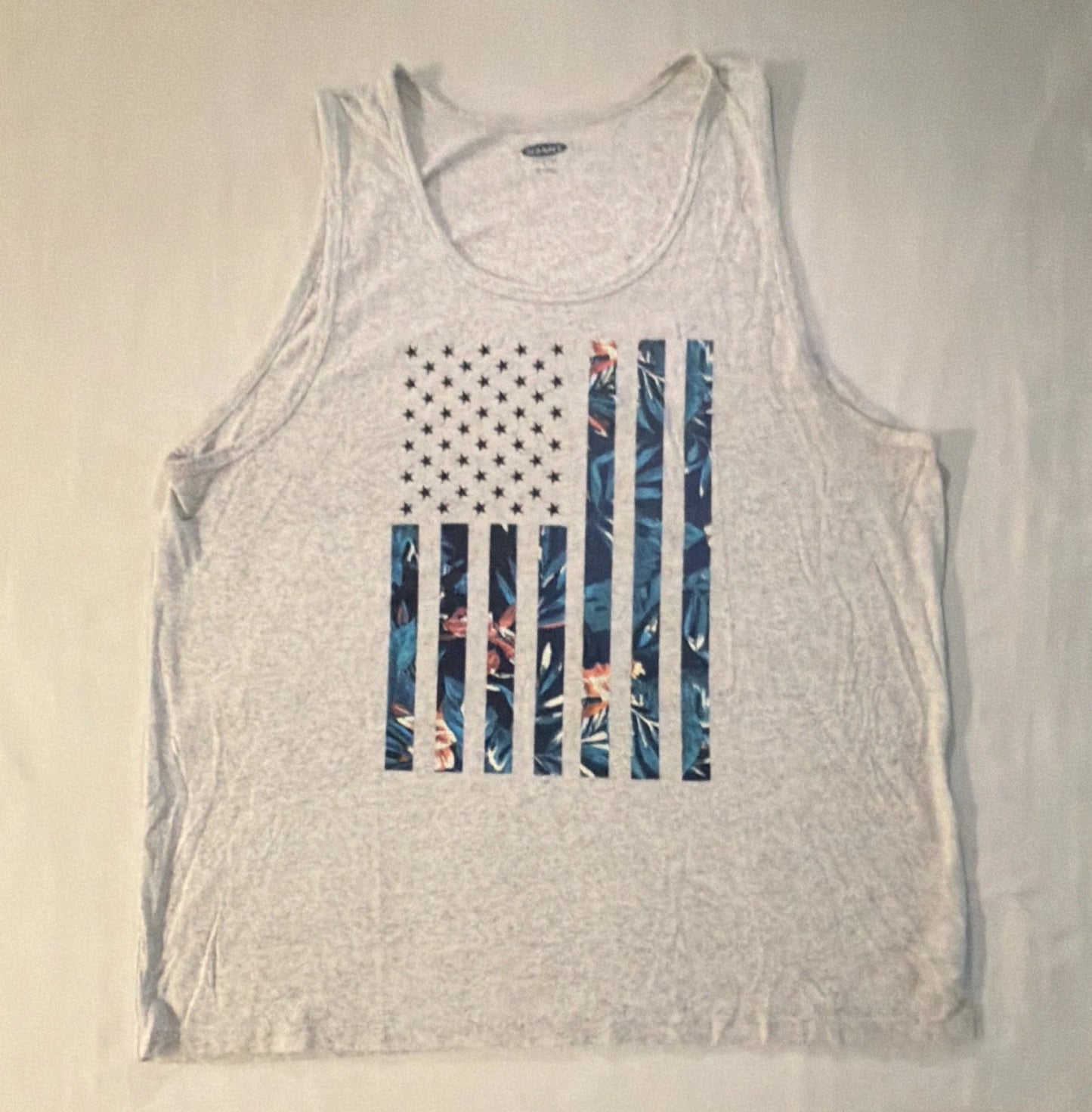 Old Navy Soft-Washed Men’s L Gray USA Tropical Flag Tank NWOT