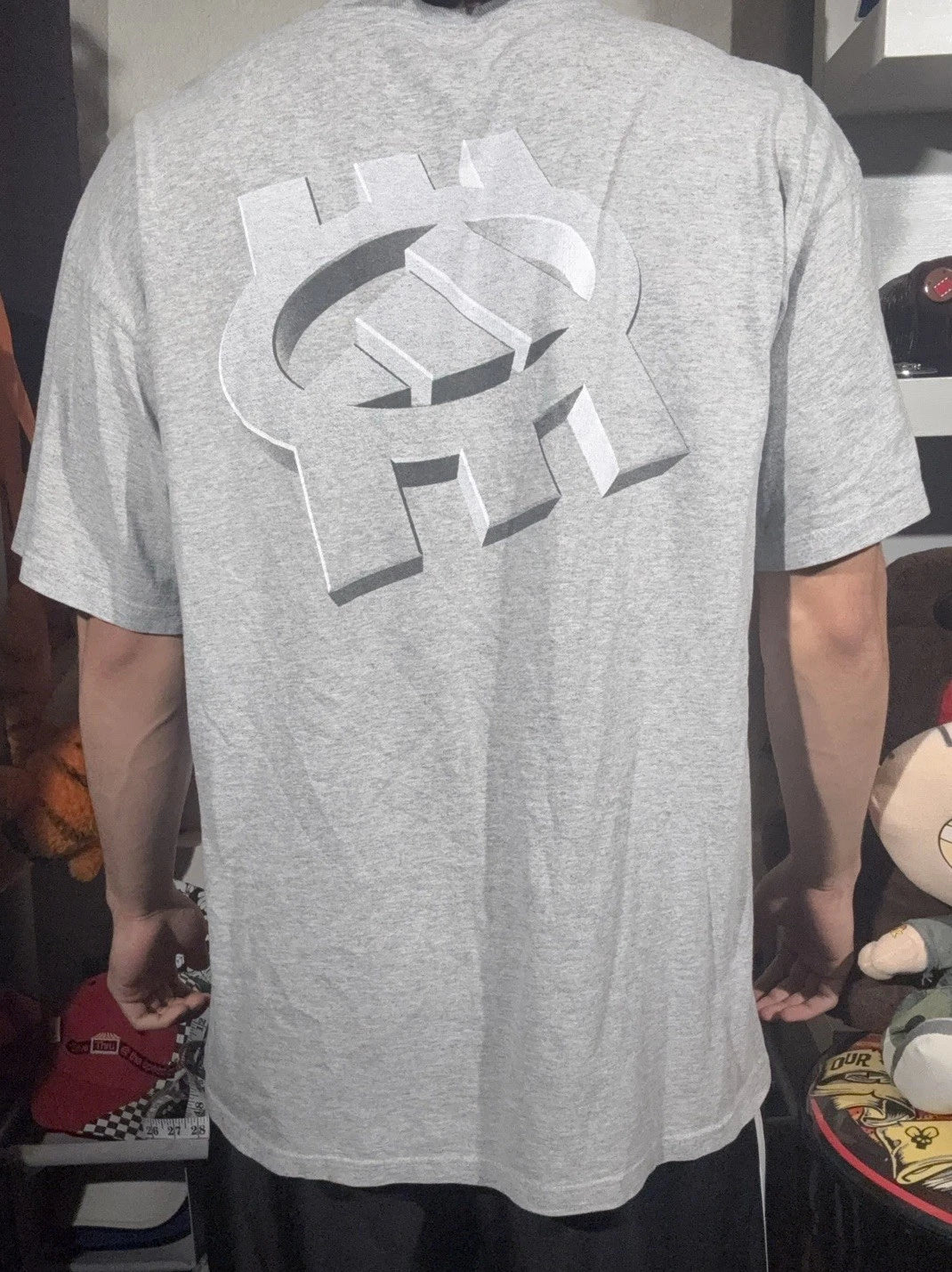 Vintage Simple Essential Sportswear Adidas Cgi 3D Silver Grey Graphic T Shirt L