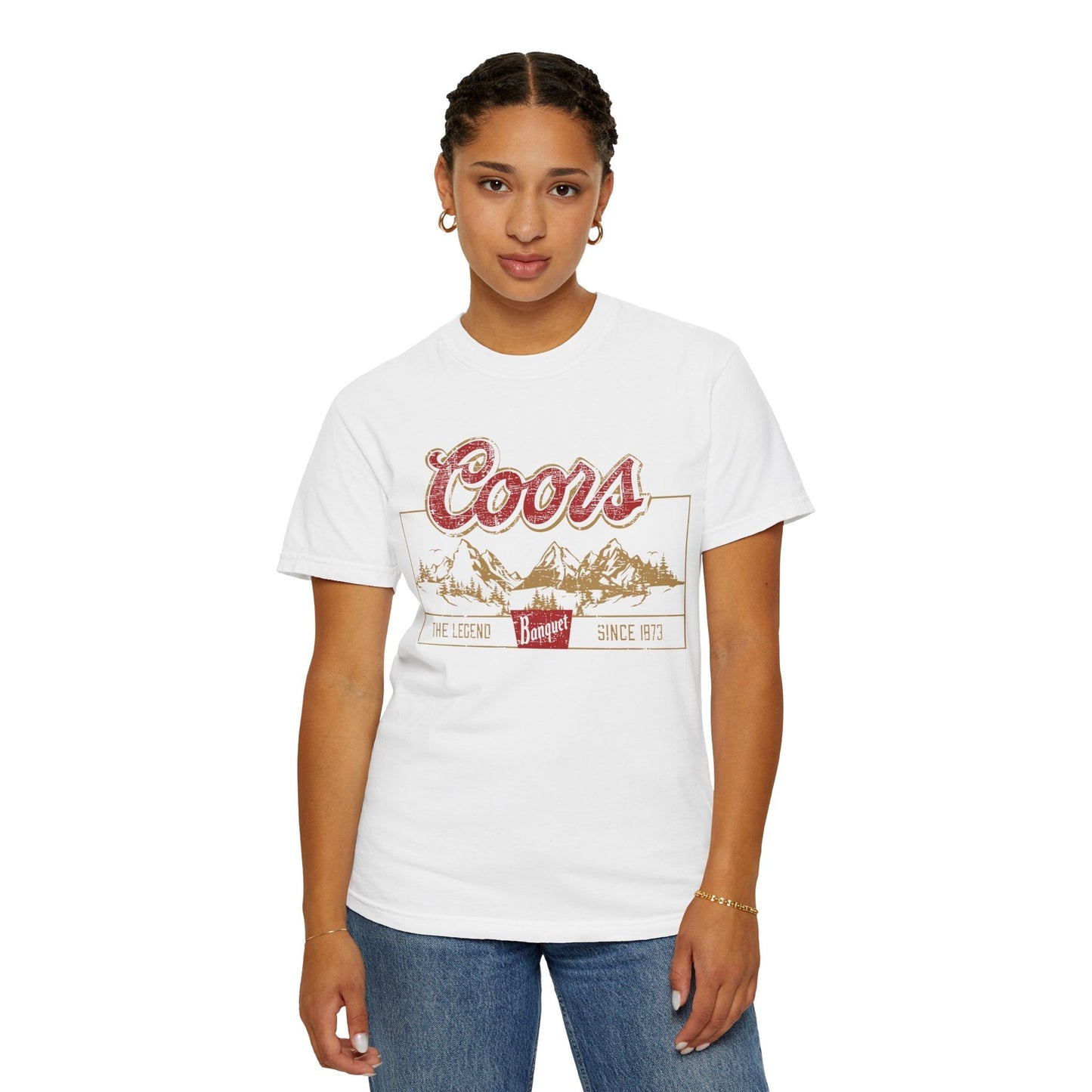 Vintage "The Legend" Retro Graphic Tee!