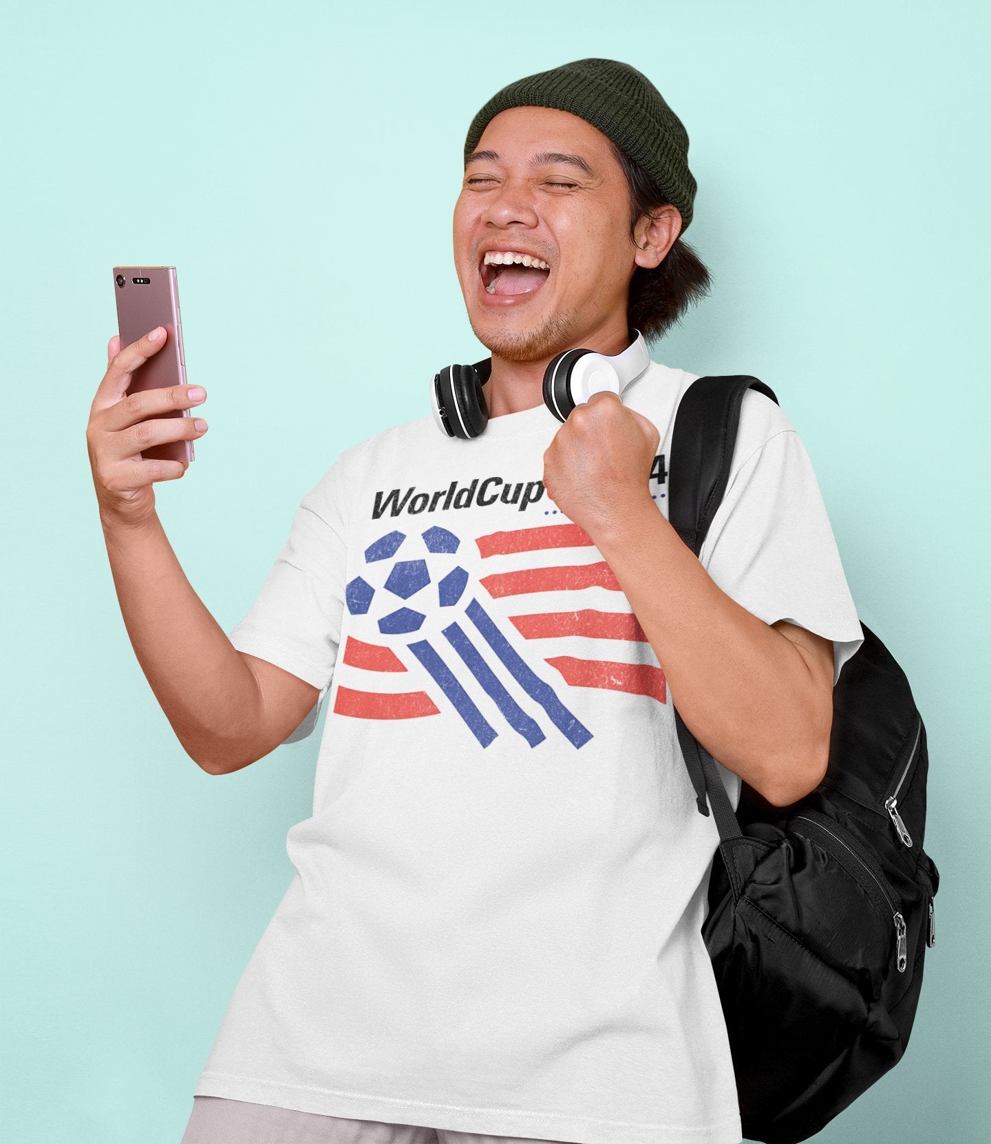 Vintage WorldCup 94 USA Retro Soccer Football Tee.