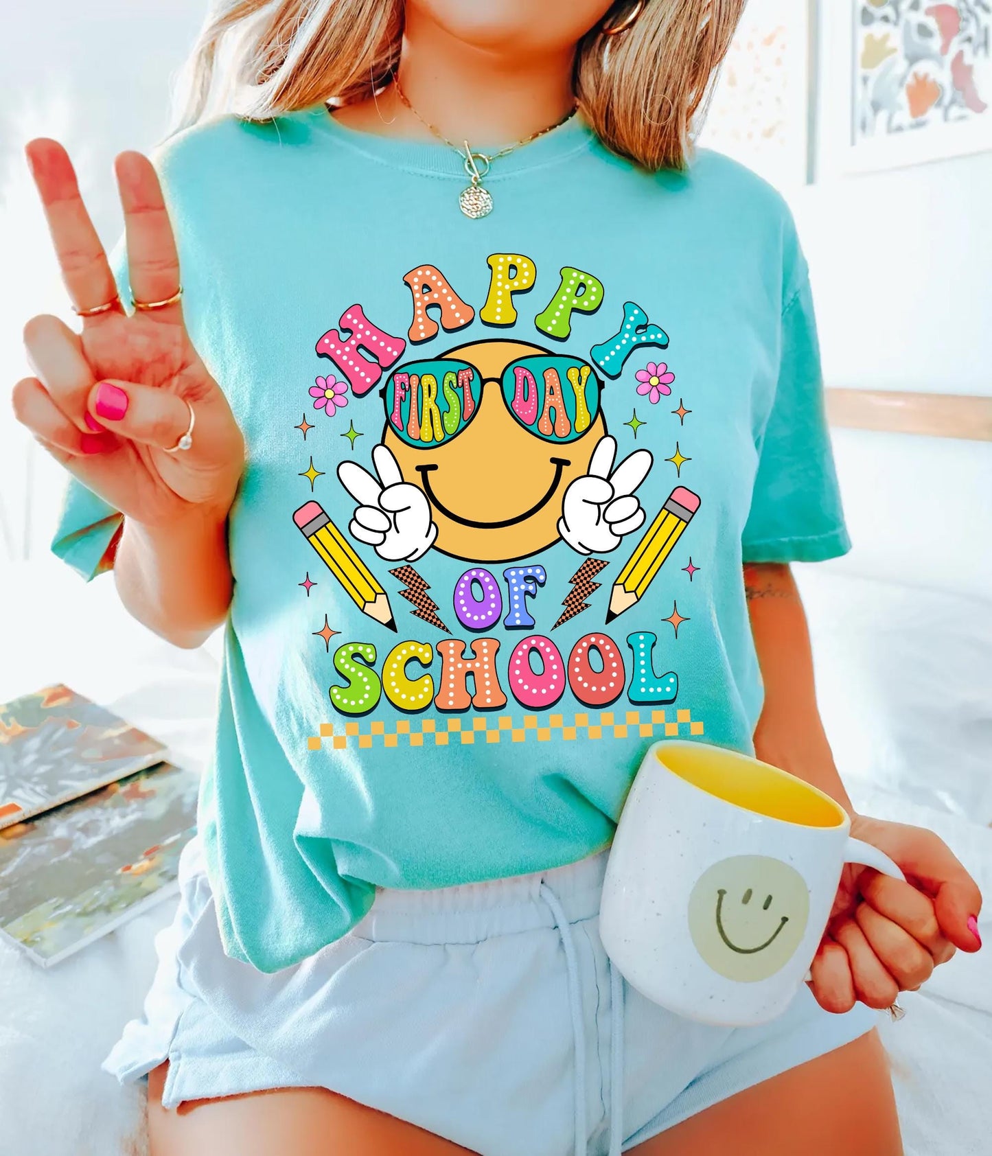 Happy First Day School Teacher Teachers Kindergarten Teacher Teacher Appreciation Back School (1)