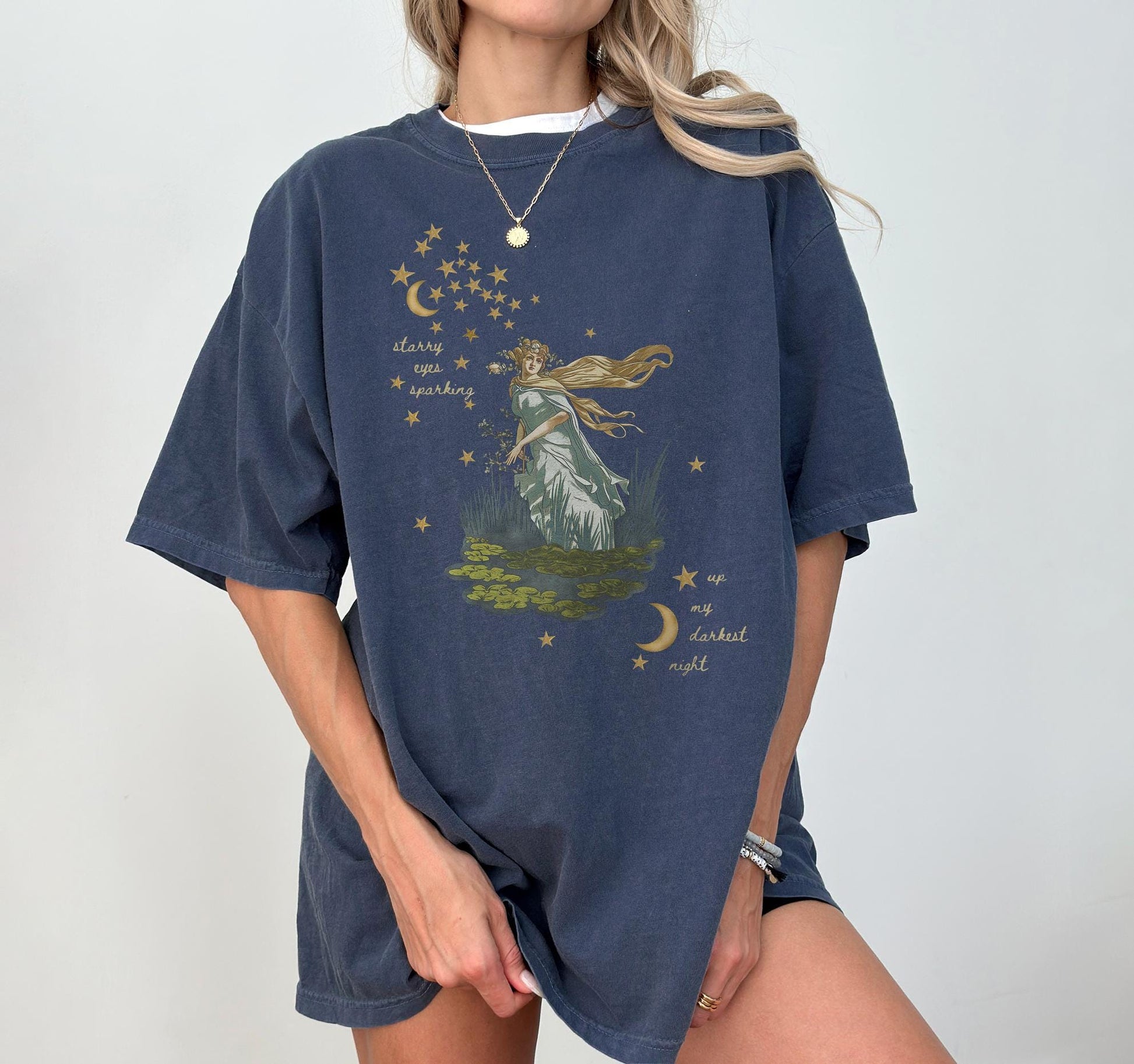 Starry Eyes Vintage Celestial Moon Stars Reputation Unisex T-shirt, Sweatshirt, Hoodie (1)