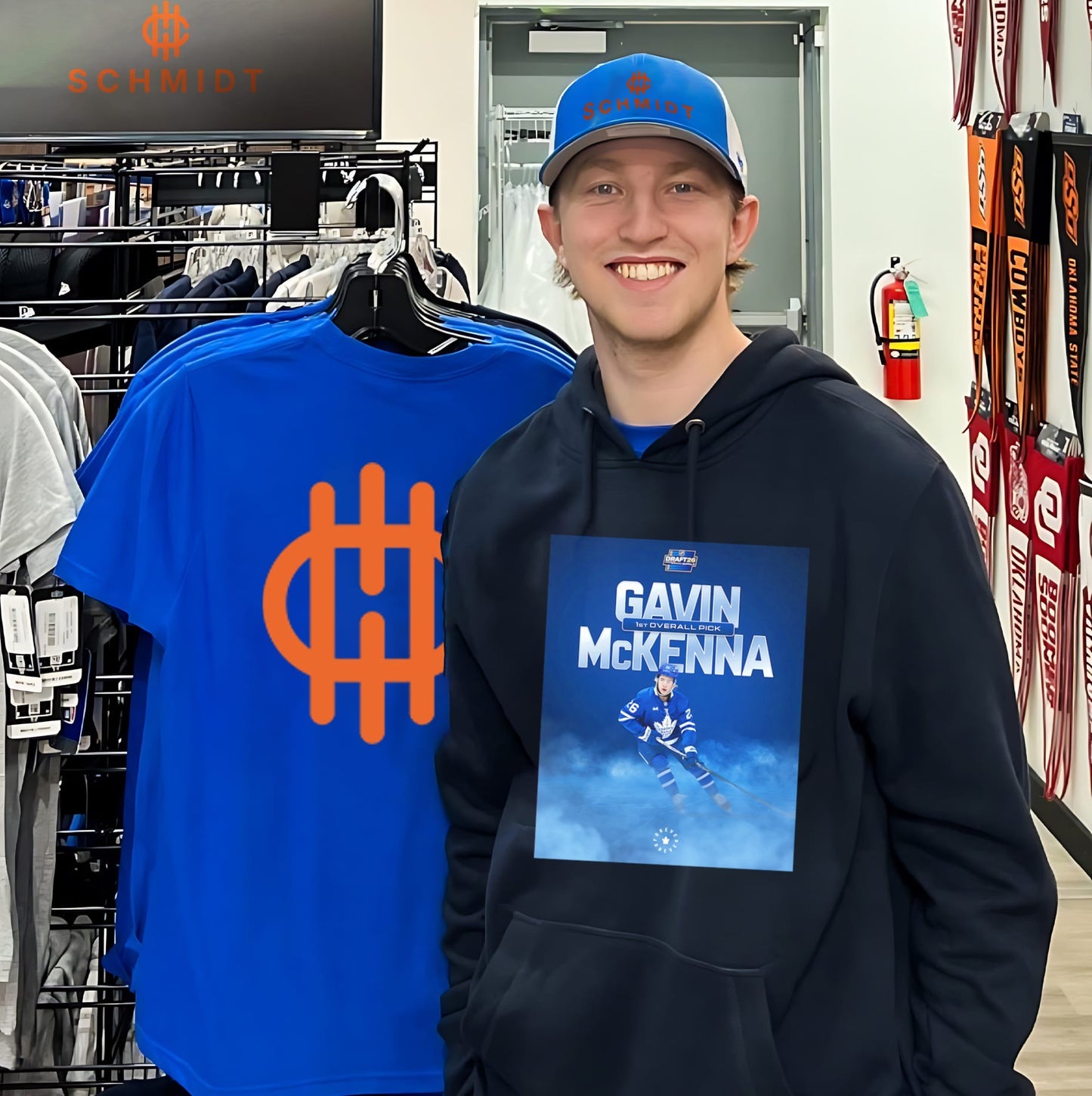 2026 NHL Draft Toronto Maple Leafs Gavin McKenna 1st overall pick portrait poster shirt