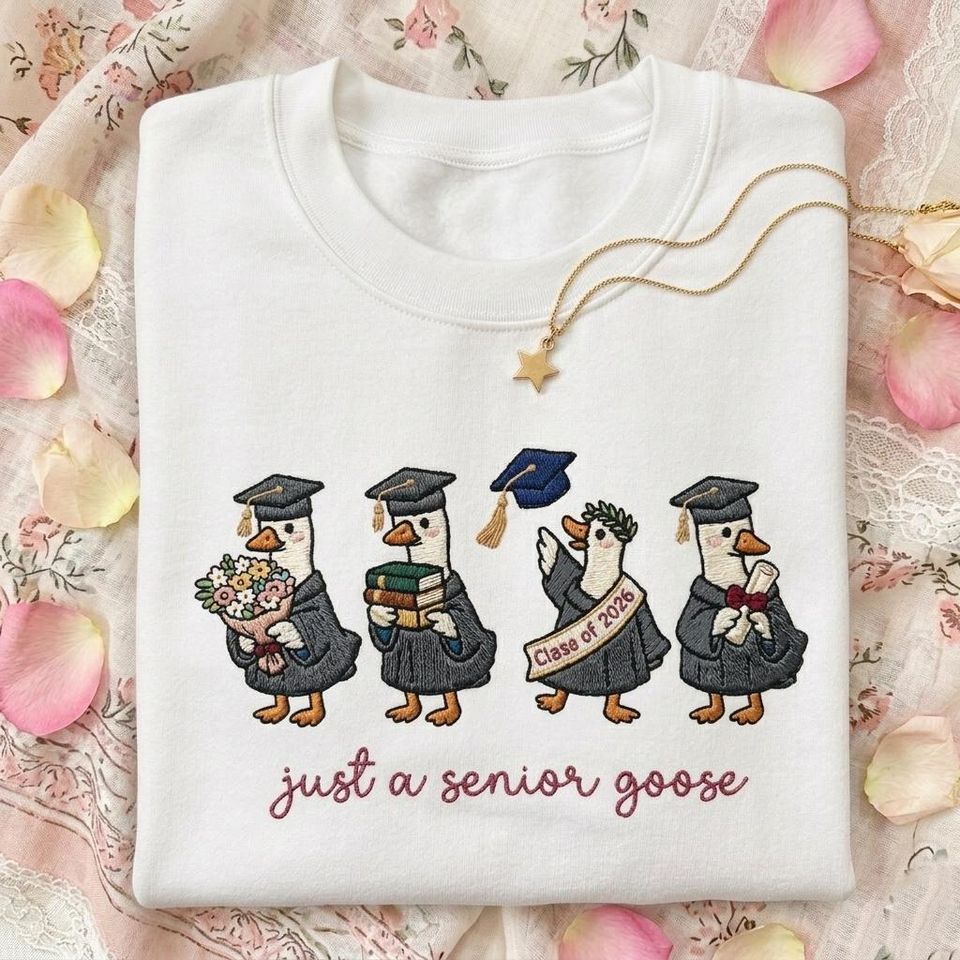 Custom Senior Goose Sweatshirt - Graduation Gift, Personalized Crewneck for Class of 2026, Funny and Cute Graduate Hoodie