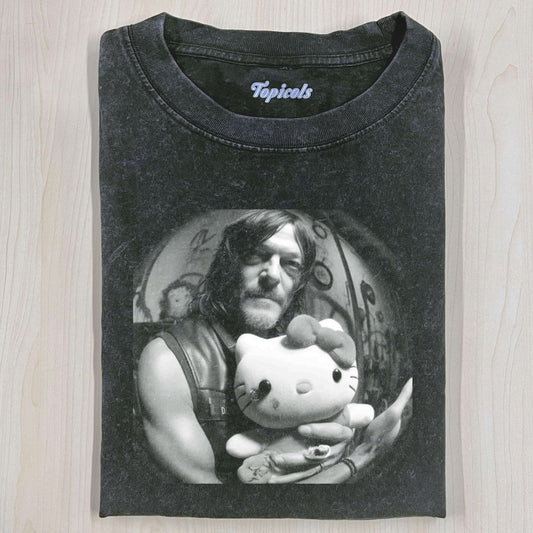 THE WALKING DEAD T-SHIRT - clothing by TeeHivey.com (Image 1)