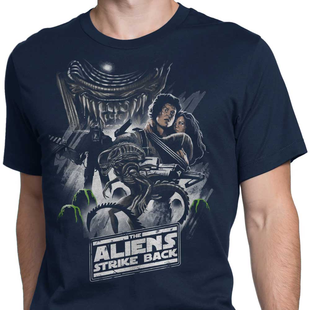 Aliens Strike Back - Men's Apparel