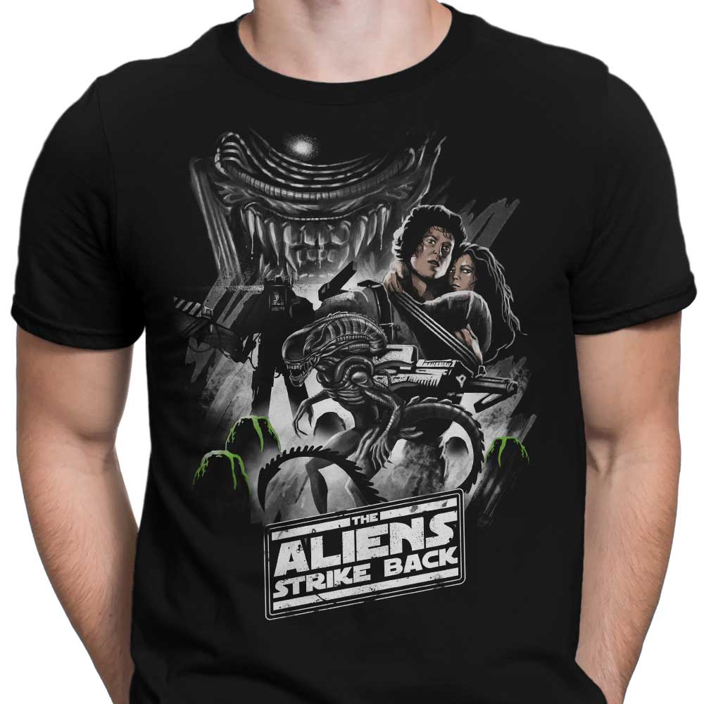 Aliens Strike Back - Men's Apparel