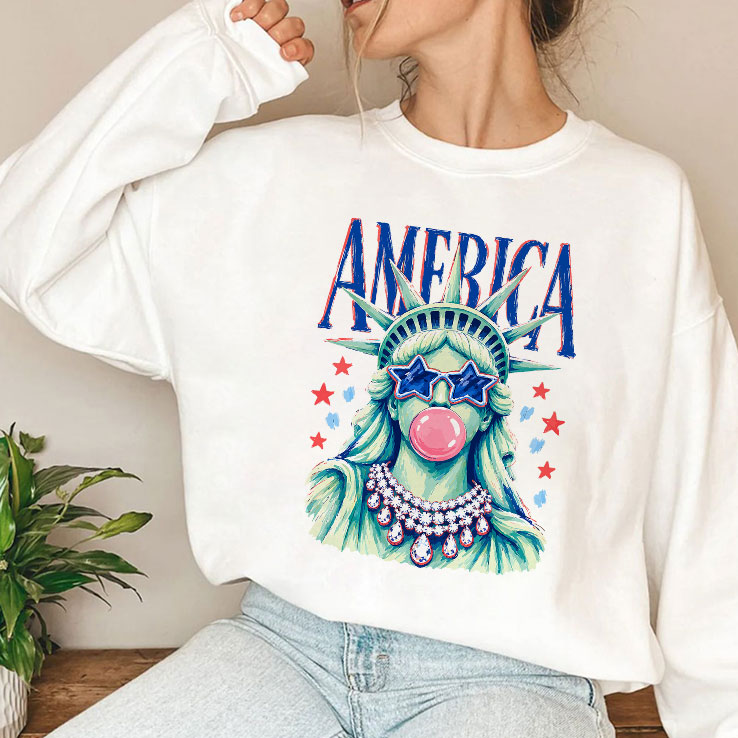 America Statue Of Liberty Blowing Bubble Gum 4th Of July Shirt