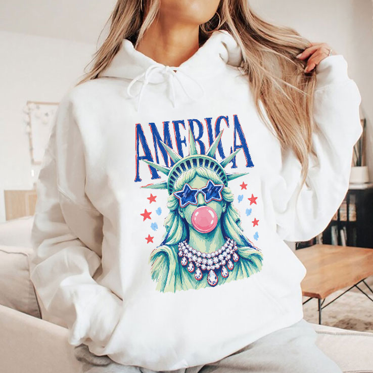 America Statue Of Liberty Blowing Bubble Gum 4th Of July Shirt