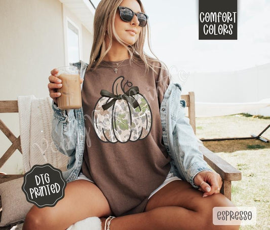 Camo Pumpkin Comfort Colors, Trendy Women's Fall Tshirt
