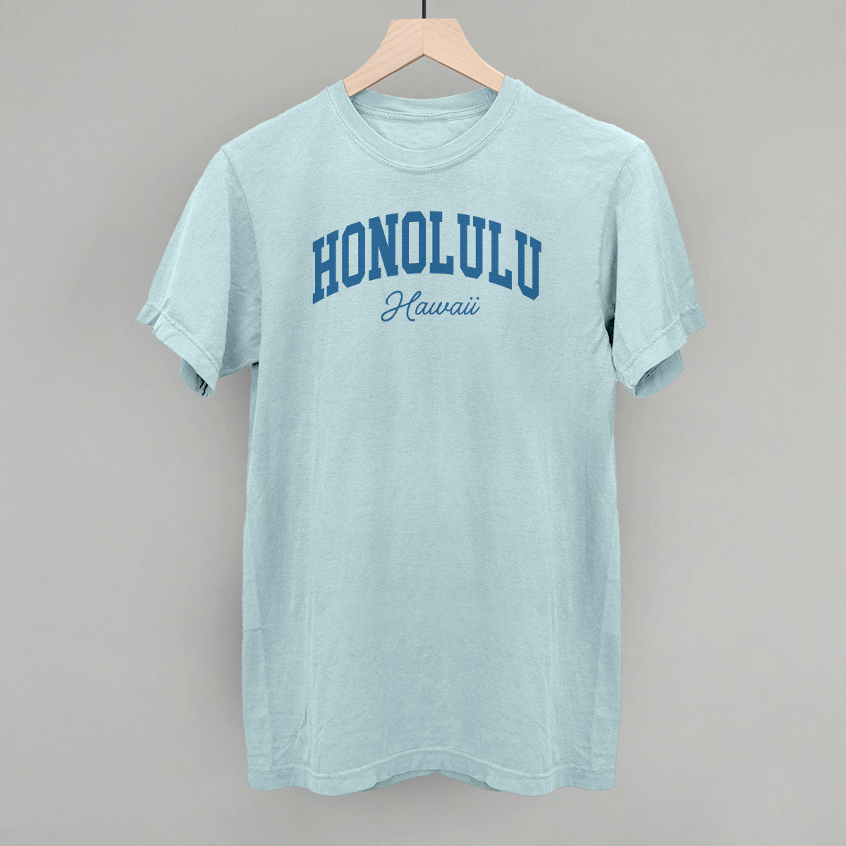 Honolulu, Hawaii (Arch + Script) - clothing by TeeHivey.com (Image 4)