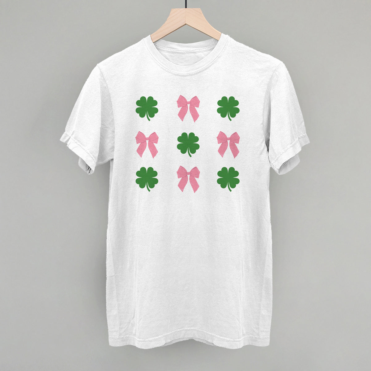 Clovers + Bows