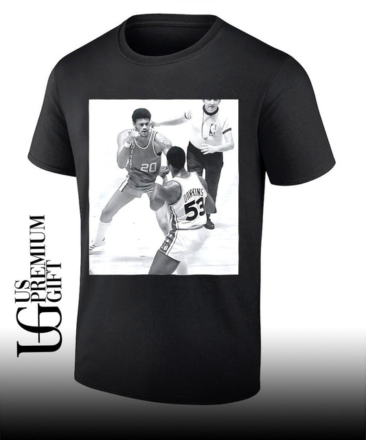 Darryl Dawkins and Maurice Lucas Square Up During The 1977 shirt