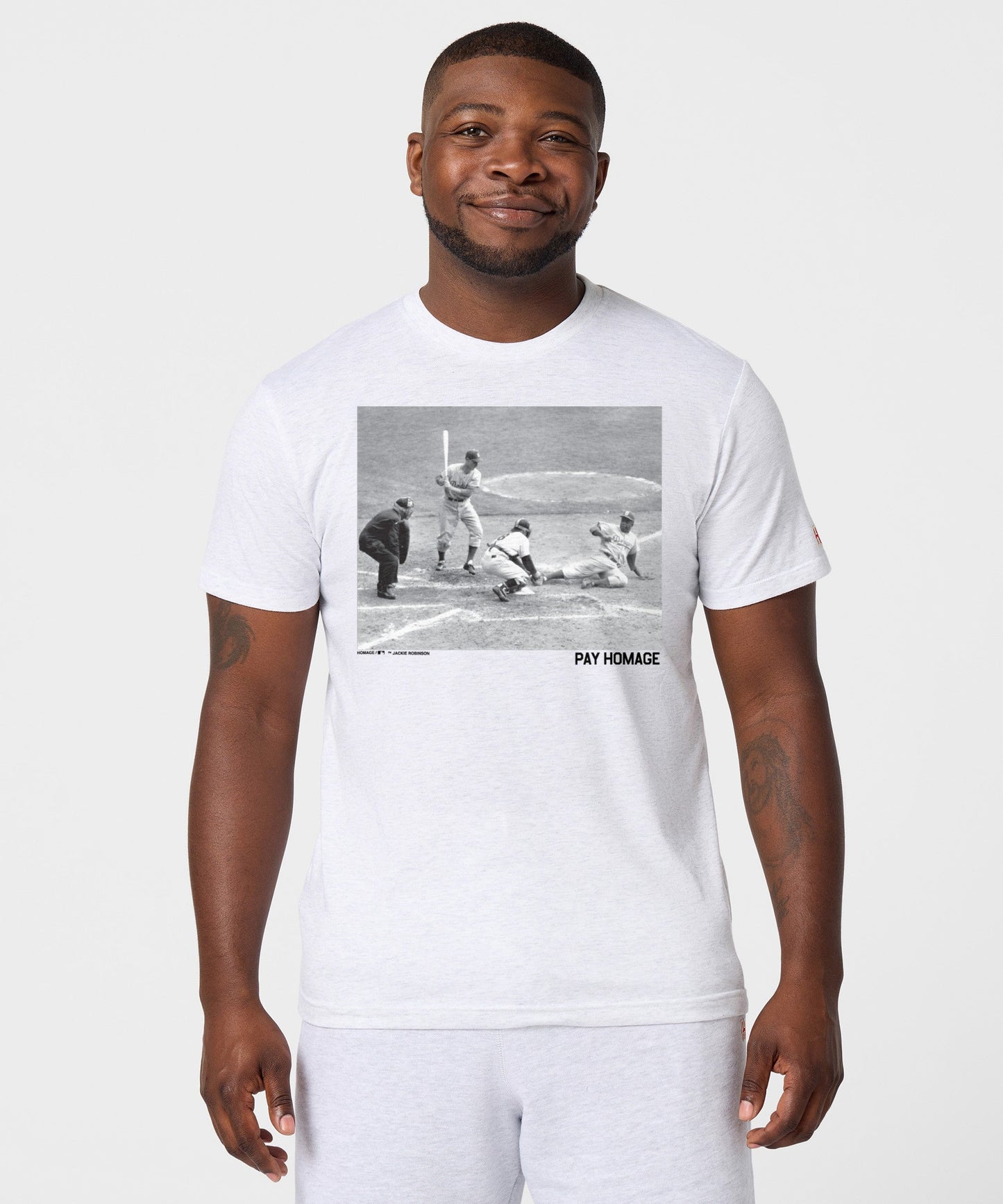 Jackie Robinson Pay Homage