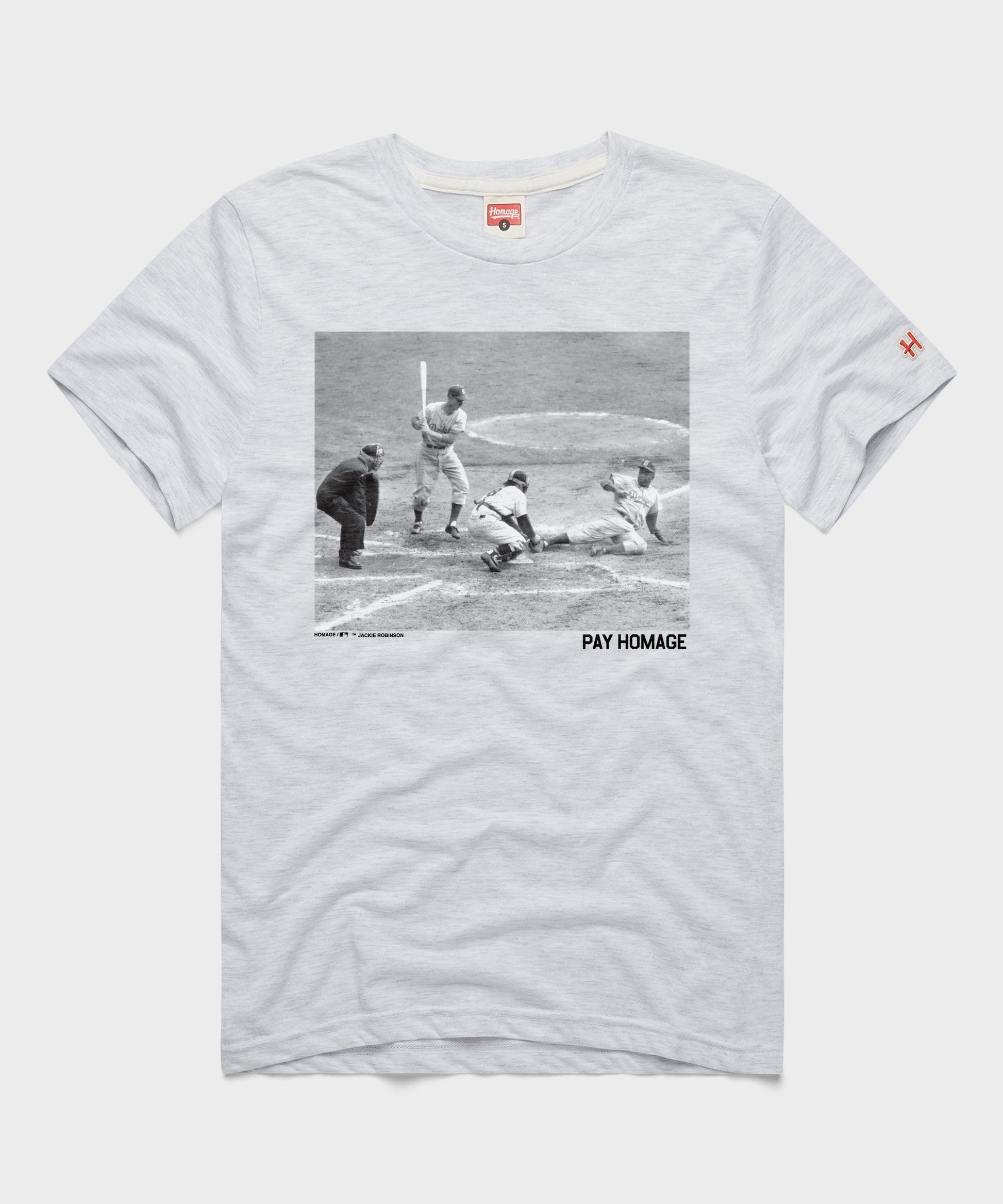 Jackie Robinson Pay Homage