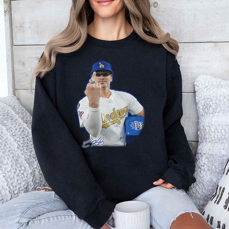 Kiké Hernández Middle Finger T Shirt