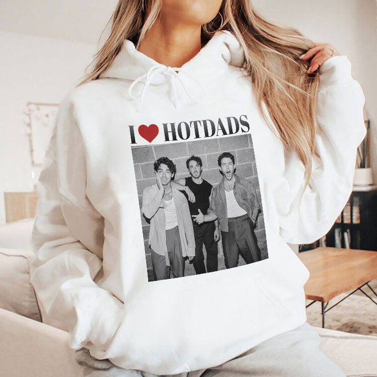 Love Hot Dads Jonas Brothers T Shirt