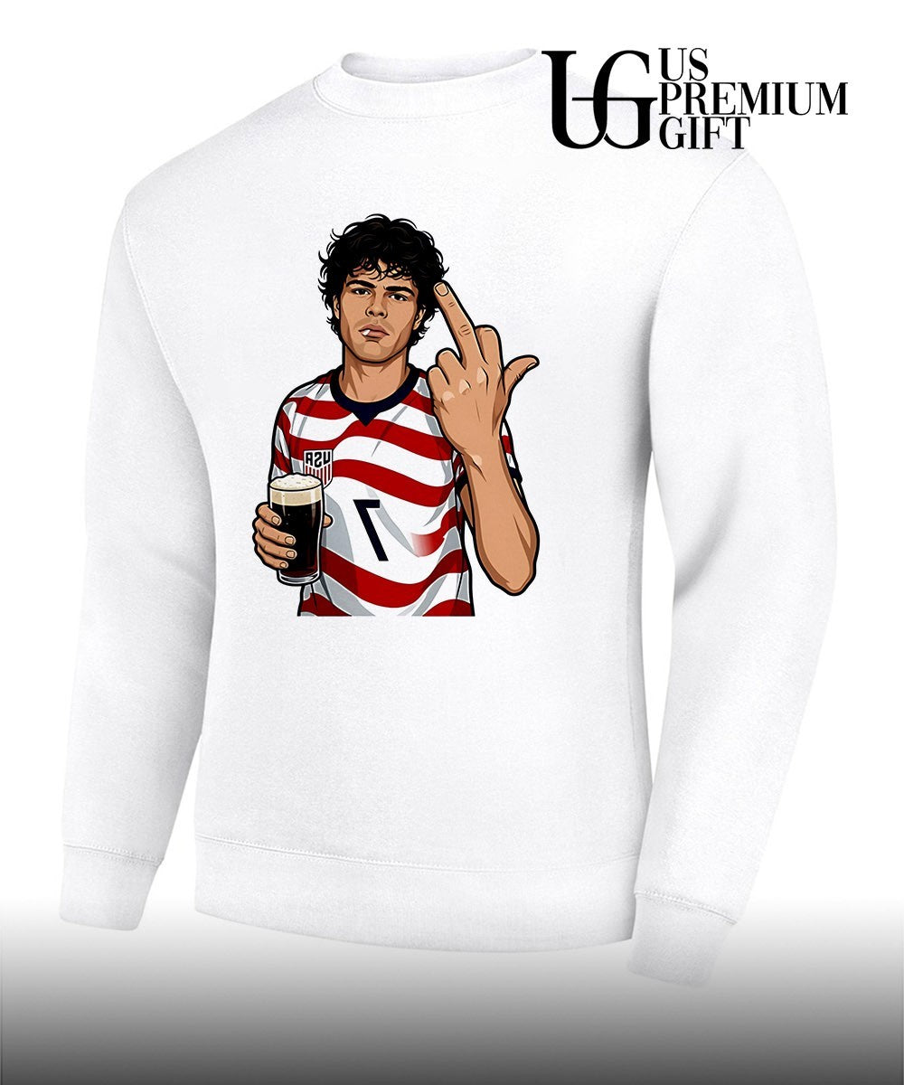 Nichole Gio Reyna middle finger US Soccer shirt