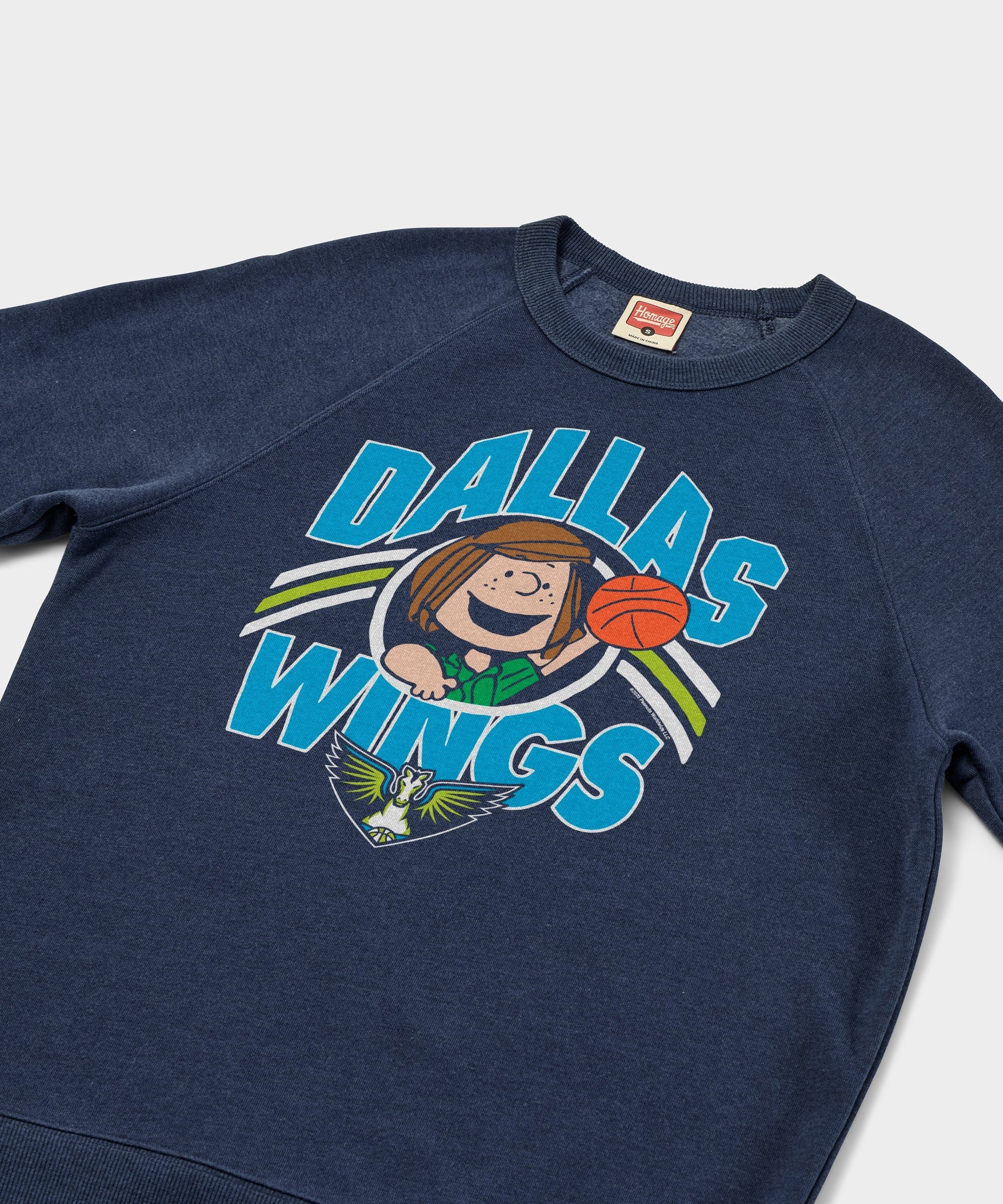 Peanuts Peppermint Patty x Dallas Wings Crewneck
