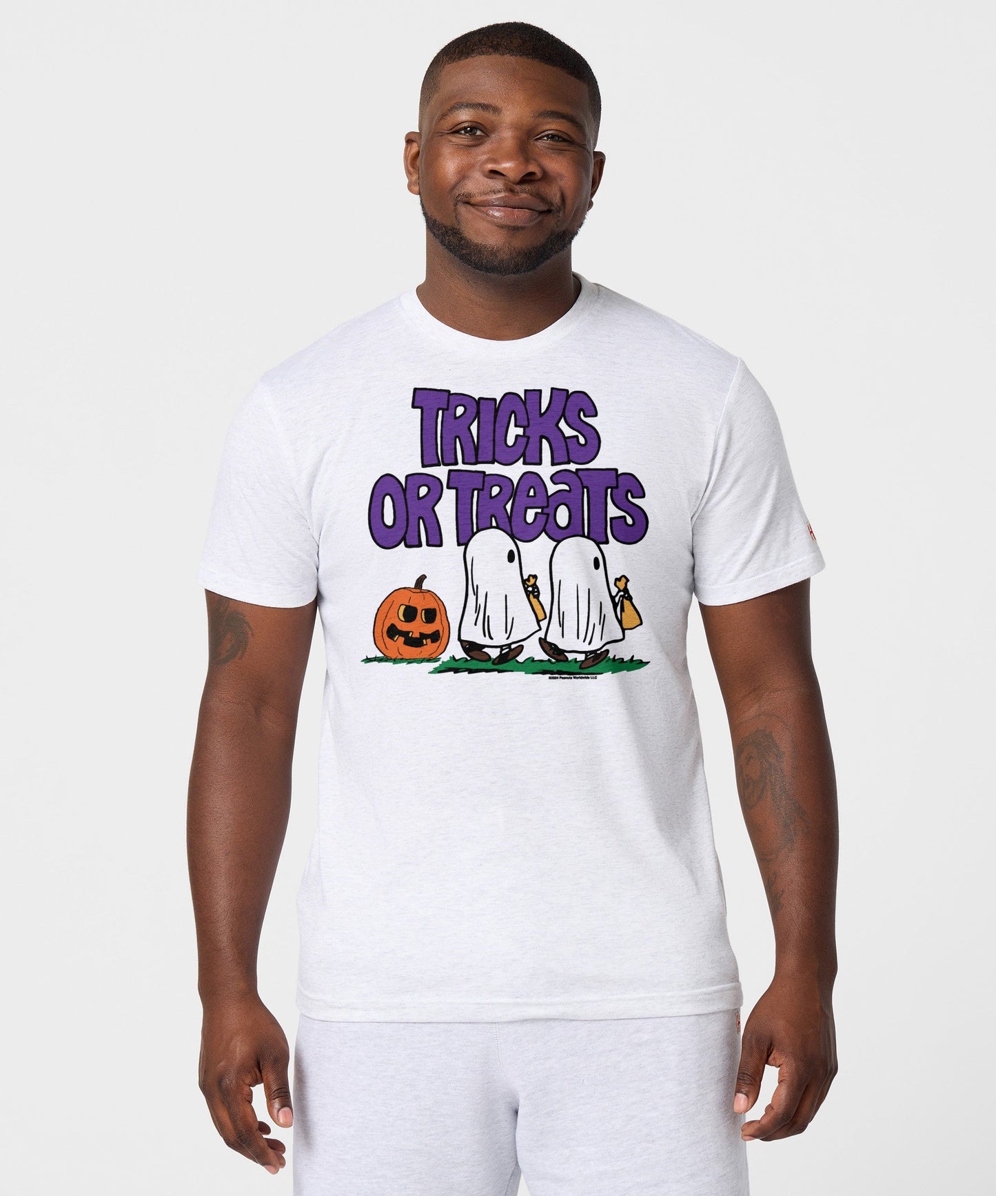 Peanuts Tricks Or Treats