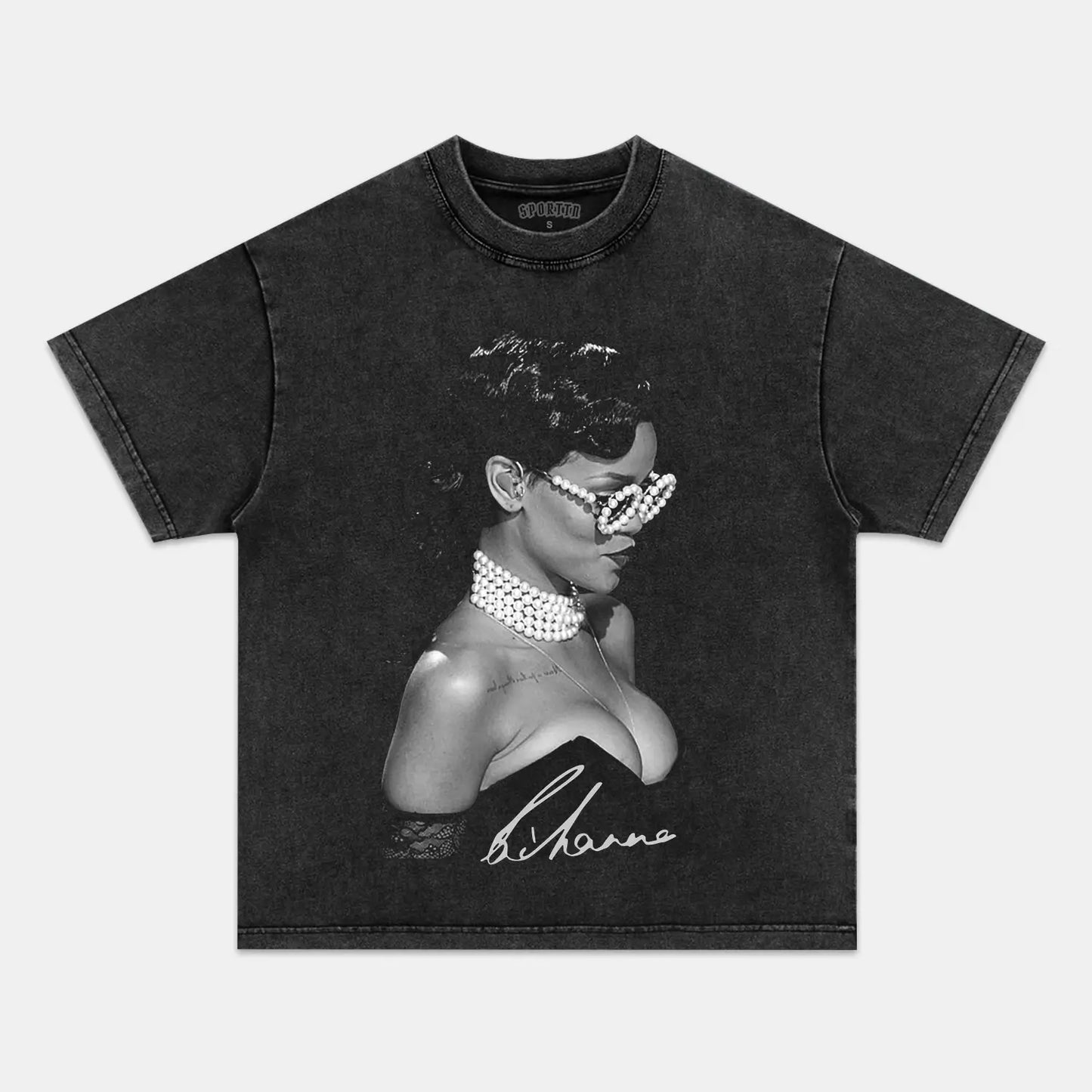 RIHANNA TEE Style003
