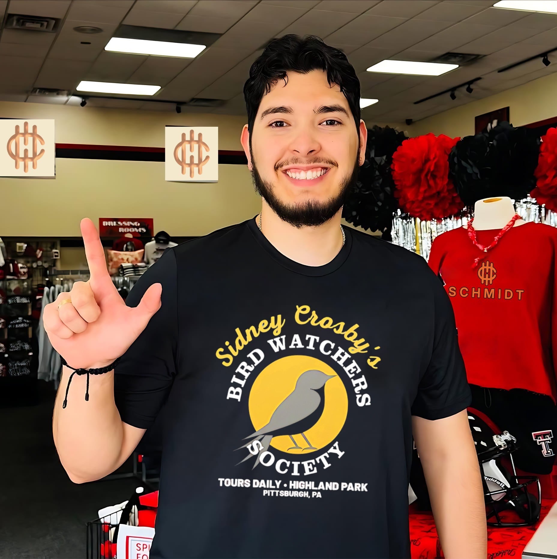 Sidney Crosby’s bird watchers society tours daily Highland Park shirt