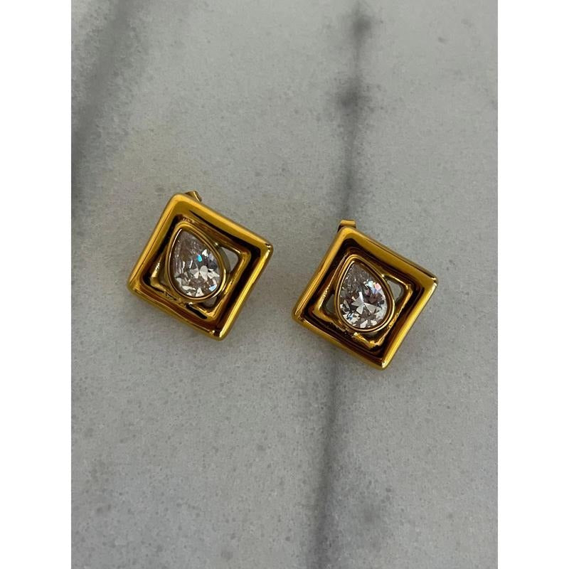 THE MARILYN EARRINGS